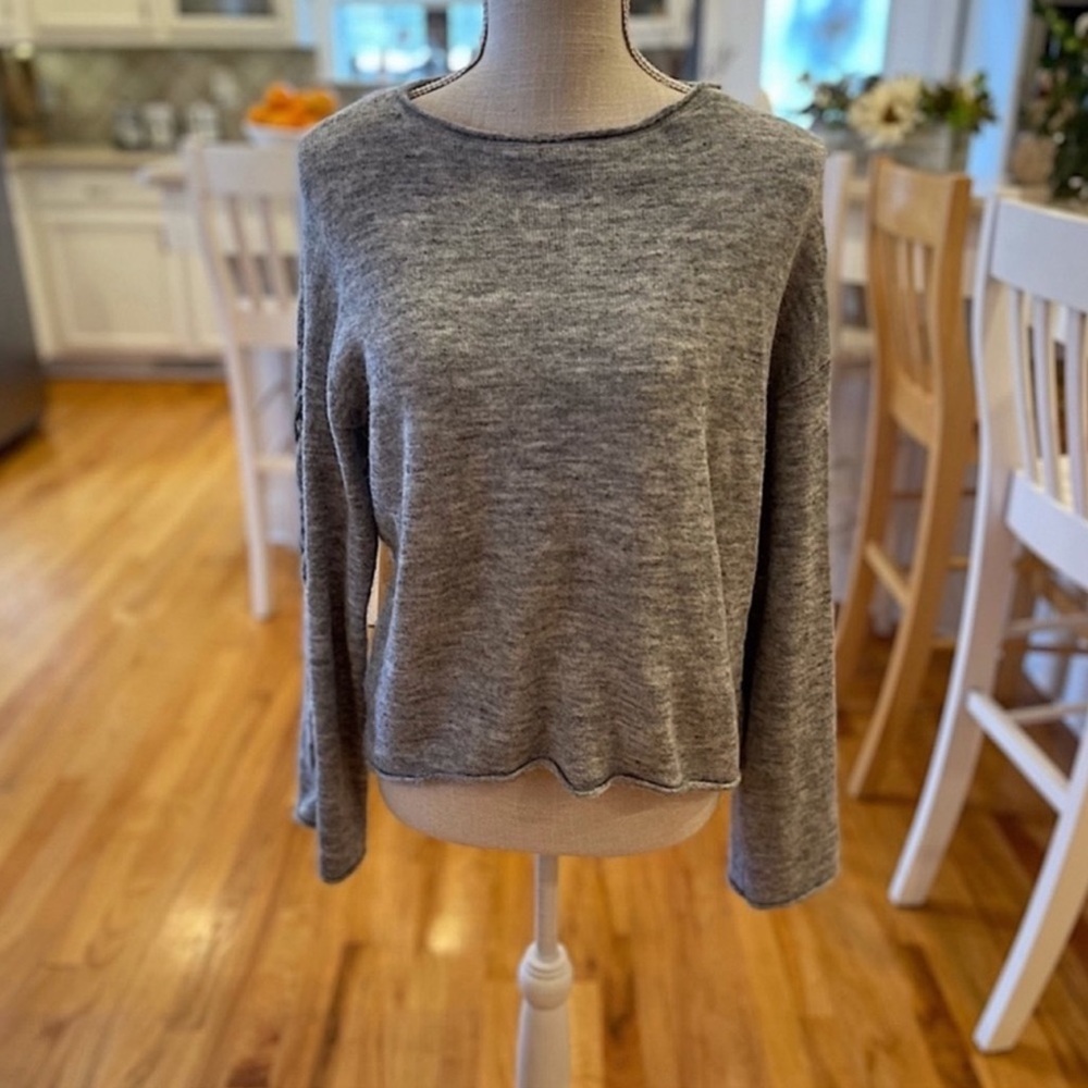 H&M L.O.G.G. Gray lace sleeve wool blend cropped sweater